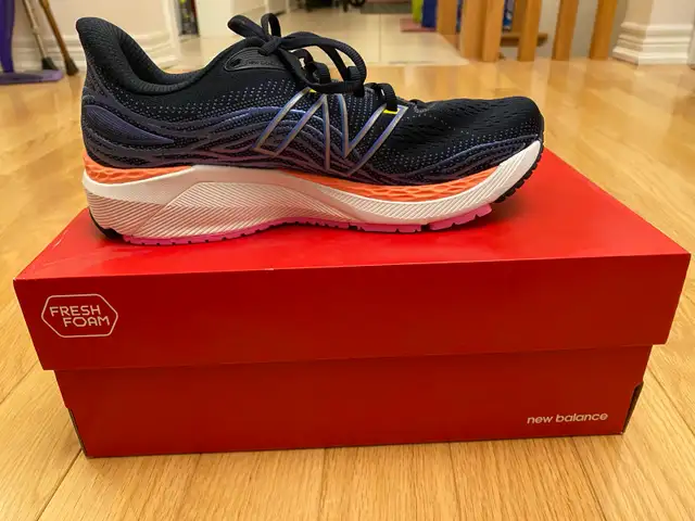 Women’s Running Shoes in Women's - Shoes in City of Toronto - Image 3