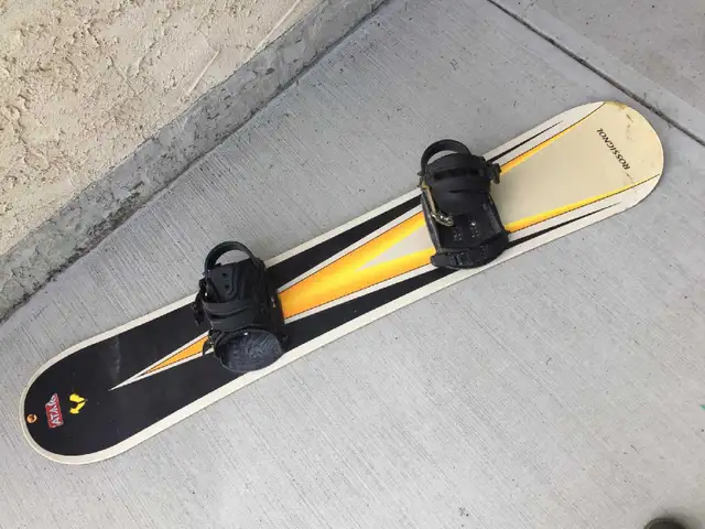 Rossignol Snowboard with Sims Bindings in Snowboard in St. Albert - Image 2