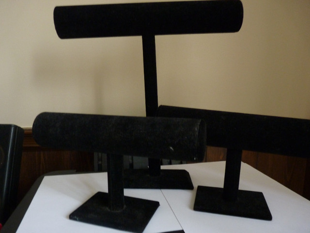 Set of 3 Jewelry T-Bar stands (Black Velvet) in Jewellery & Watches in Hamilton - Image 2