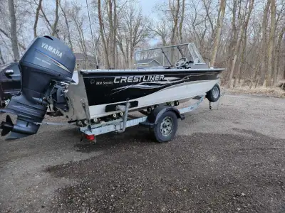 2004 crestliner serenity 1800 150hp 4stroke yamaha with around 200 hrs 8hp 4stroke kicker yamaha bot...