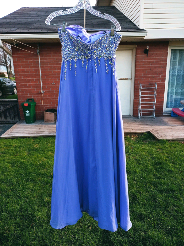 Prom dress size 6 in Women's - Dresses & Skirts in Kitchener / Waterloo - Image 6