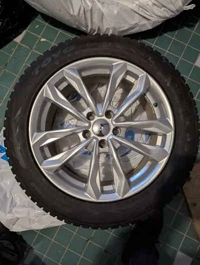 winter tire set on rims used only one season like new was mounted on bmw x5 year 2013 size : 255/50/...