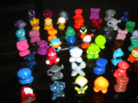 Mix Lot Of 50 Crazy Bones Classic And Gogo's