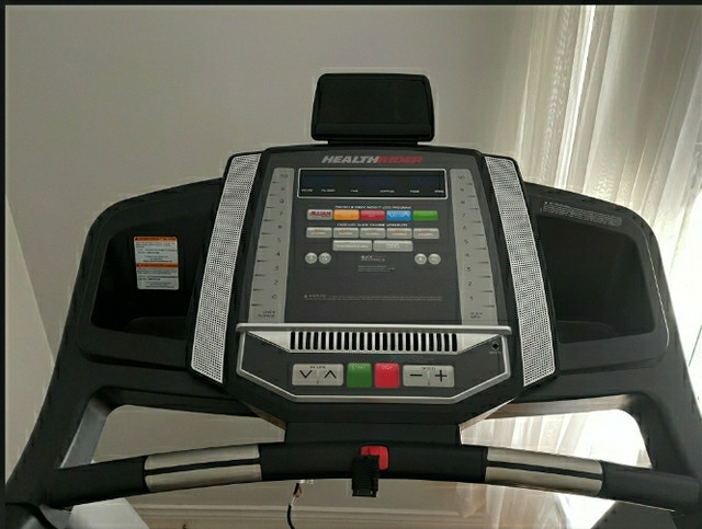 Used Health Rider Treadmill in Exercise Equipment in Moncton - Image 2