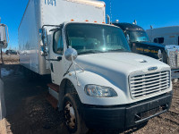 2011 freightliner m2 106 box truck