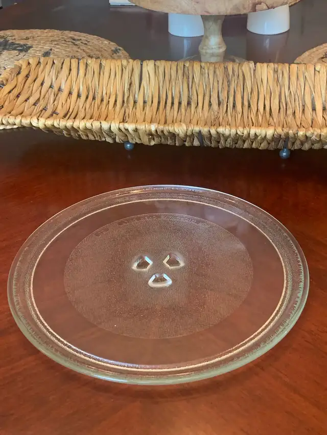 UNIVERSAL MICROWAVE GLASS PLATE REPLACEMENT TURNTABLE ! 11’  in Microwaves & Cookers in Mississauga / Peel Region - Image 4