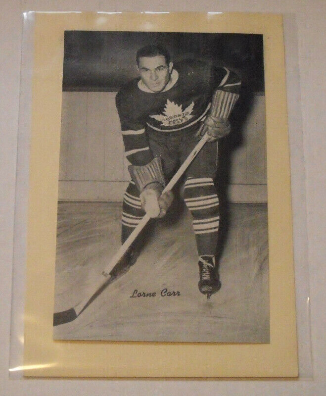 193444 BEEHIVE PHOTO GROUP 1 I Lorne Carr Toronto Maple Leafs Arts