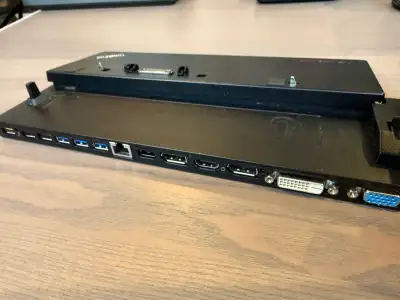Lenovo ThinkPad Ultra Dock 40A2, View more