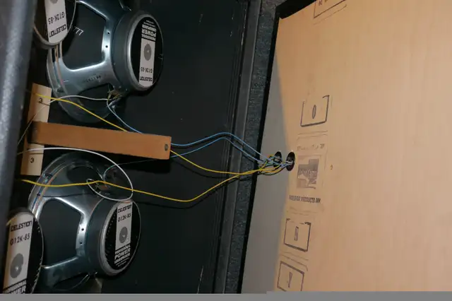 Peavey MS412 Bottom avec 4x Celestion G12K 8512 in Amps & Pedals in Laval / North Shore - Image 5