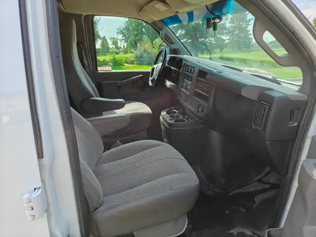 2019 GMC Savana 2500 Cargo Van581029123767685123