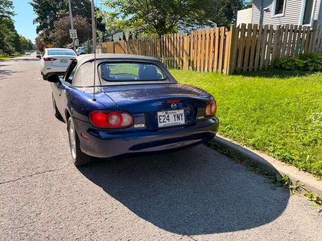 Miata with low mileage and automatic transmission!!!544786099796060162