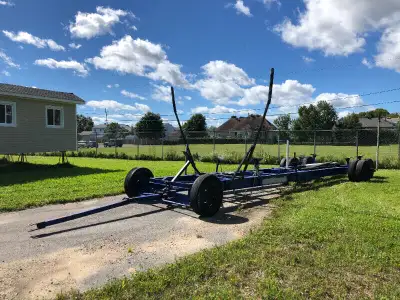 BER HEAVY DUTY POUR YACHT DE 45 A 60 PIEDS FULL AJUSTABLE 8 ROUES, 8 SUPPORTS AVEC PADS. TOUT AJUSTA...