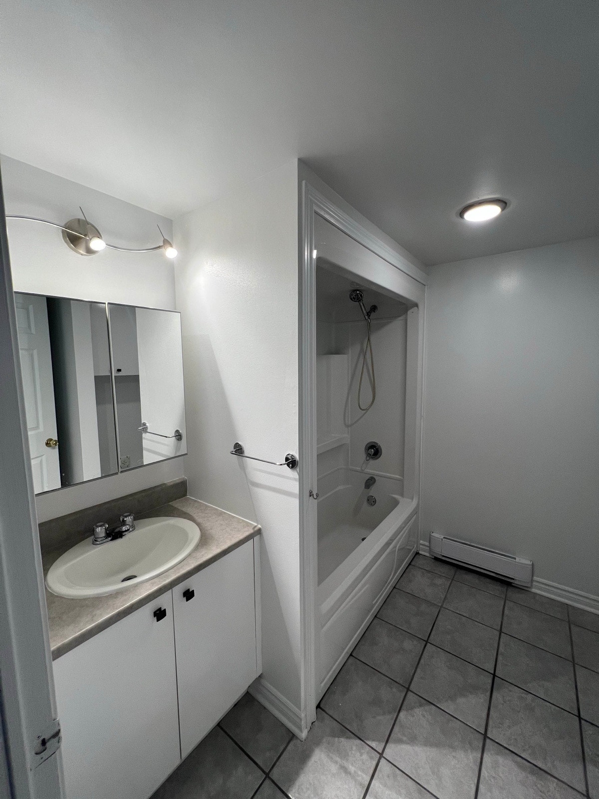 Appartement à louer 3 et demi à Mirabel saint Augustin — photo 2