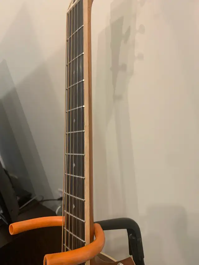 Larrivee D40r Legacy Acoustic Guitar w/ LR Baggs Anthem Pickup in Guitars in Oakville / Halton Region - Image 5