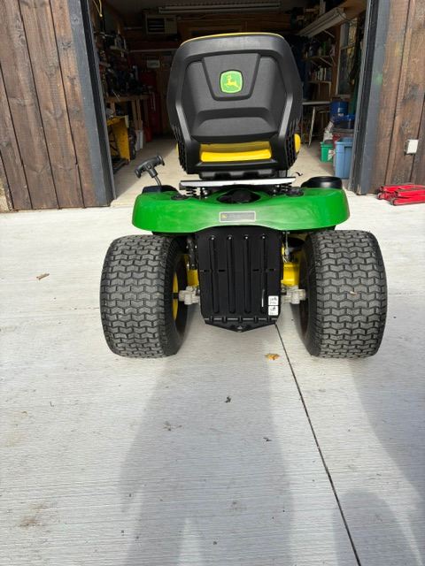 John Deere S220 Only 20 hours of use | Snowblowers | Guelph | Free ...