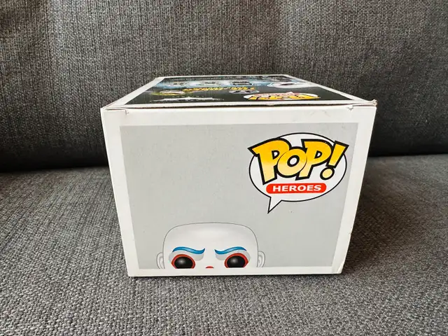 Funko Pop BATMAN The Joker Bank Robber #37 in Long Lost Relationships in Markham / York Region - Image 6
