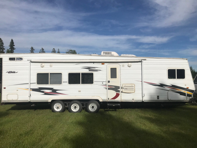 2005 Eclipse Attitude Toy Hauler in Travel Trailers & Campers in Red Deer