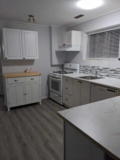 Two bedroom plus den trail