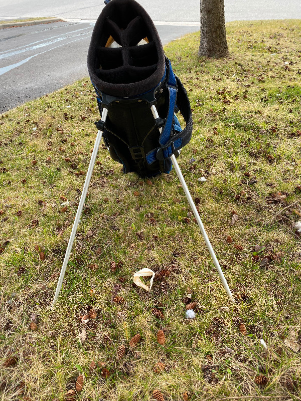 Mizuno golf bag! in Golf in Oshawa / Durham Region - Image 2