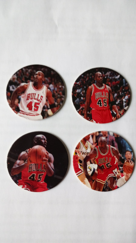 4 1995 UPPER DECK BASKETBALL MICHAEL JORDAN POGS MILK CAPS in Arts & Collectibles in St. Catharines