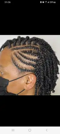 African Coiffure africaine: locs, twists, tresses