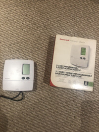 Programmable electric heat thermostat 240v Brand new