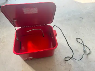Torin 3.5 Gallon Parts Washer - Works great was used a hand full of times.