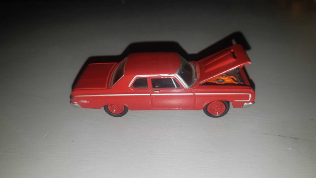 1964 Dodge 300 loose Johnny Lightning  in Toys & Games in Guelph - Image 4