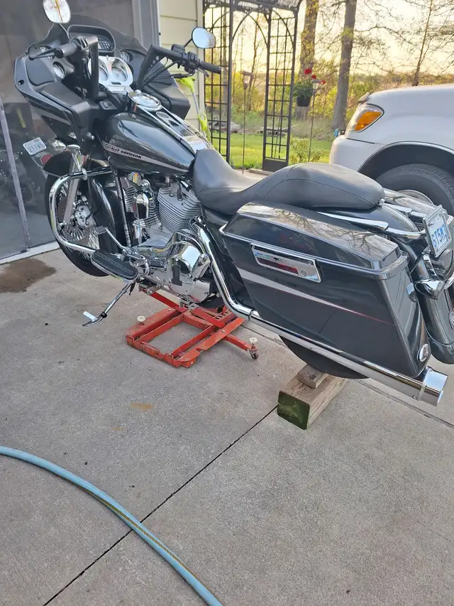 2006 Harley Davidson Road Glide in Touring in St. Catharines - Image 4