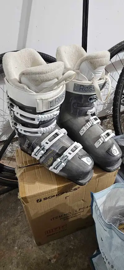 Rossignol Vita 60 Ski Boots, View more