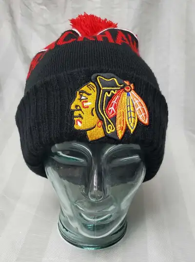 pre owned New era Chicago Blackhawks toque winter hat , View more