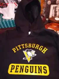 Pittsburgh penguin hoodie  NÉGOCIABLE