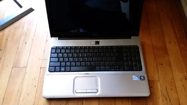 hp notebook G60 avec power supply pour reparation ou pieces in System Components in City of Montréal - Image 2