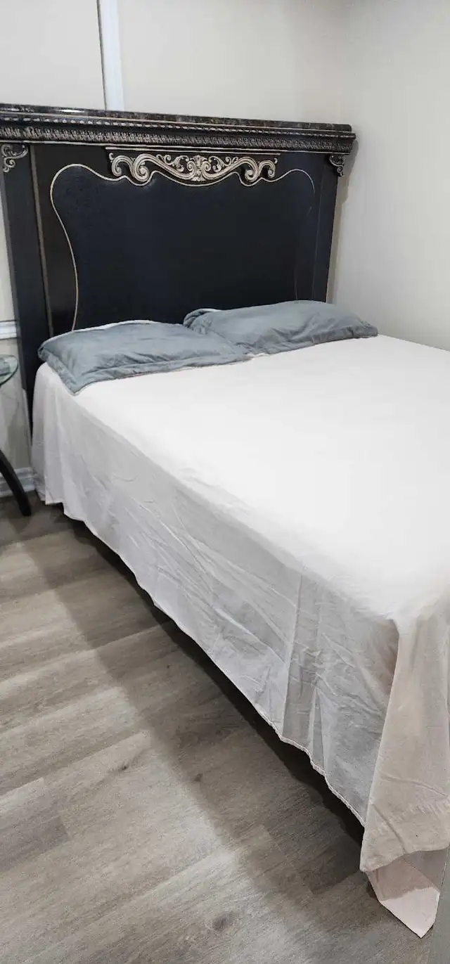 2 Queen Beds with Headboards in Beds & Mattresses in Oshawa / Durham Region - Image 3