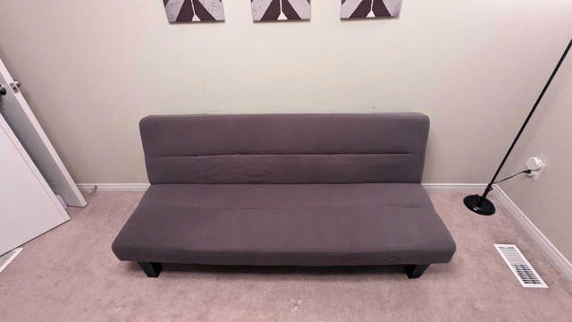 Futon Grey in Couches & Futons in London