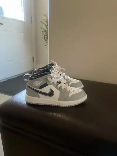 Jordan 1, View more