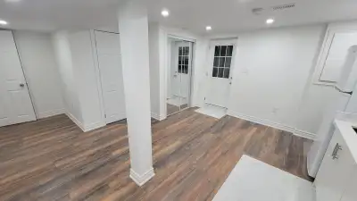 Basement house : • Separate entrance • Full Kitchen and Bathroom included • 1 small storage room inc...