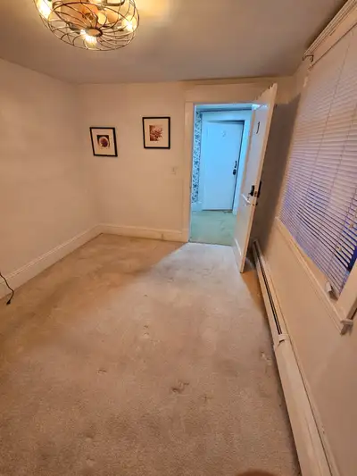 Hi i have 3 rooms for rent. They can come furnished or you can bring your own. If your loonging for...