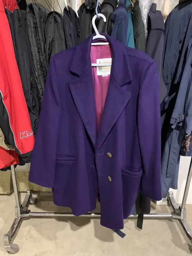 Women’s winter jackets in Women's - Tops & Outerwear in Chatham-Kent - Image 3