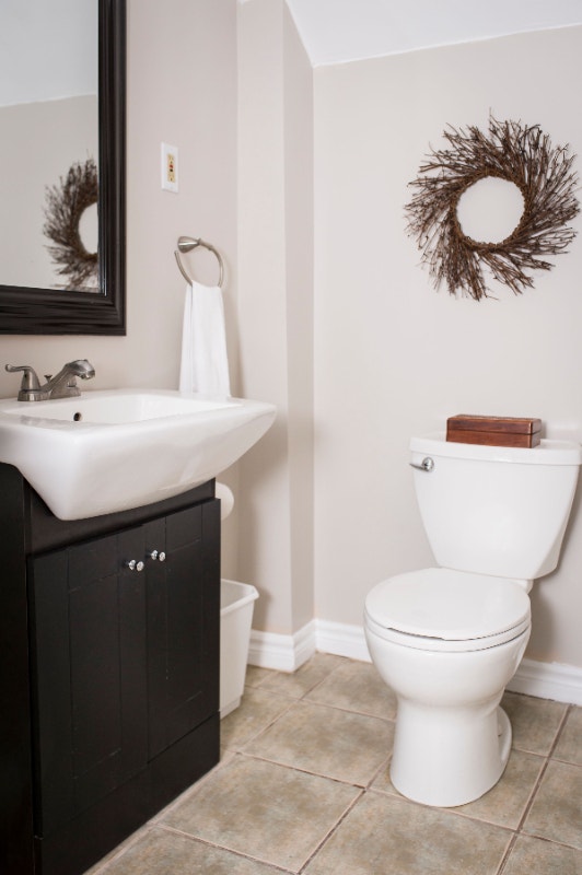 COZY 1BDRM IN DESIRABLE MOUNT HOPE AREA! Long Term Rentals