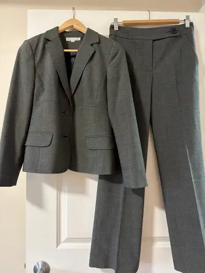 Women blazer and matching pants, View more