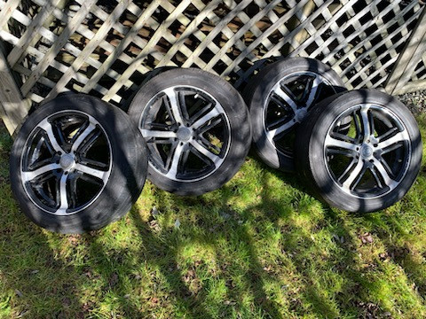 17" rims off a honda civic in Tires & Rims in City of Halifax - Image 2