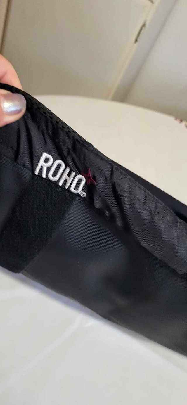 ROHO  Cushion in Health & Special Needs in North Bay - Image 2