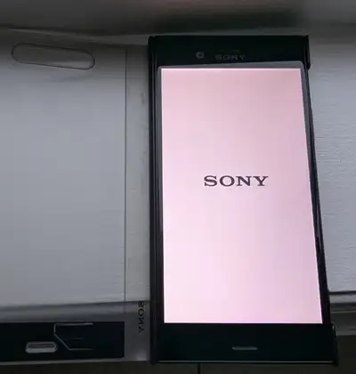 Offering an unlocked Sony Xperia XZ1 (phone+ case only) in great condition, Makes a great spare phon...