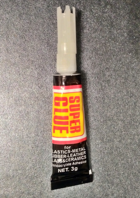 NEW SEALED - SUPER GLUE Adhesive for Plastics, Metal, Ceramics in Other in London