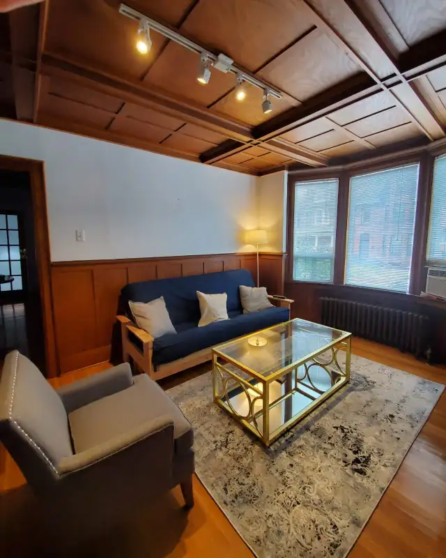 Bloor & Ossington - Downtown Toronto - Full Furnished