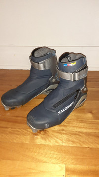 Ensemble skis/bottes/bâtons de skate