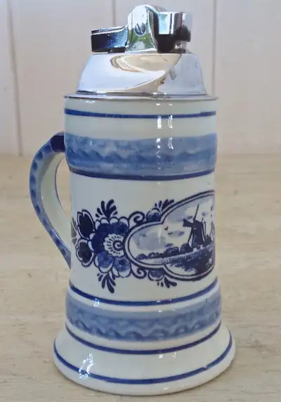 Antiquité. Collection. Briquet de table en porcelaine Delfts, View more
