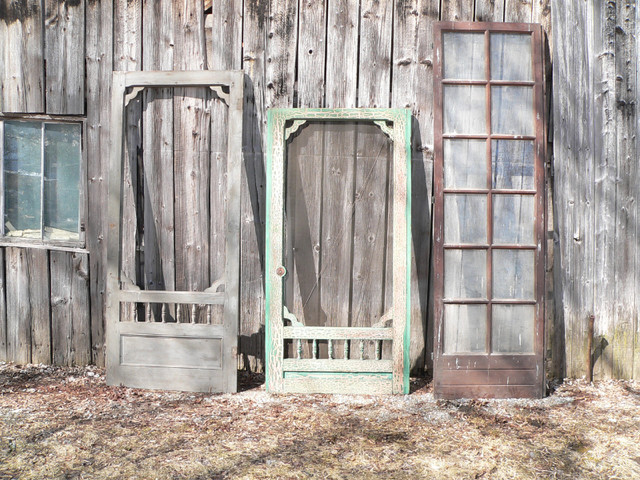 plusieurs portes antique a différent prix dans Portes, fenêtres et moulures  à Laval/Rive Nord