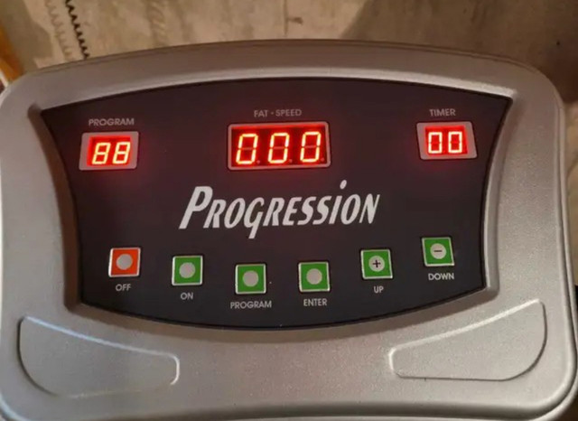 Progression PV1000 Vibration Trainer in Exercise Equipment in Calgary - Image 2